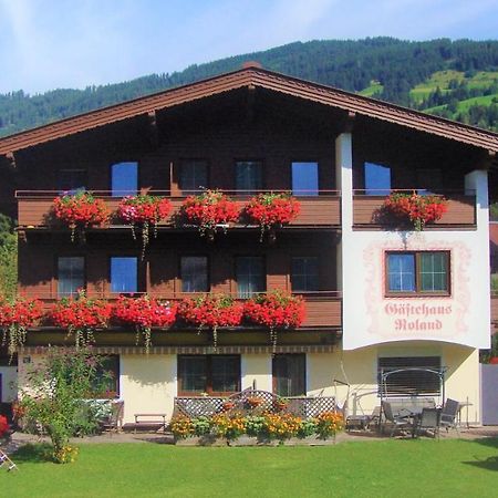 Gaestehaus Roland Aparthotel Kirchberg in Tirol Bagian luar foto