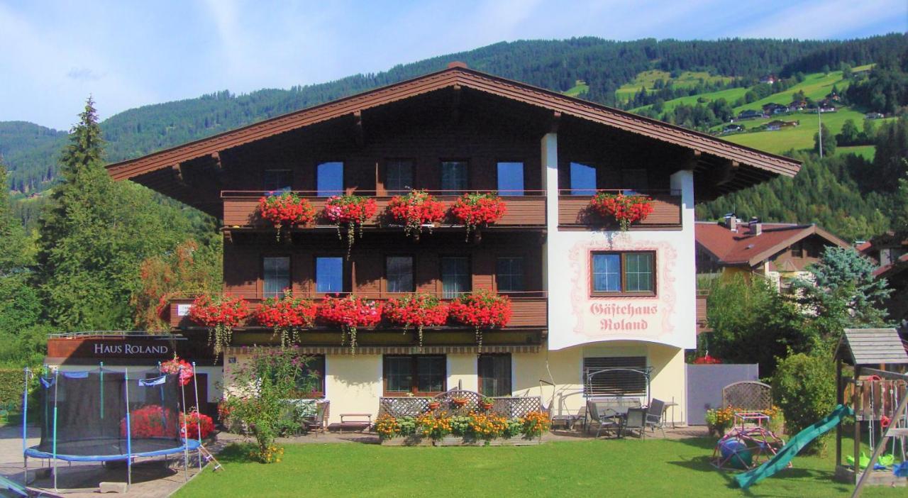 Gaestehaus Roland Aparthotel Kirchberg in Tirol Bagian luar foto